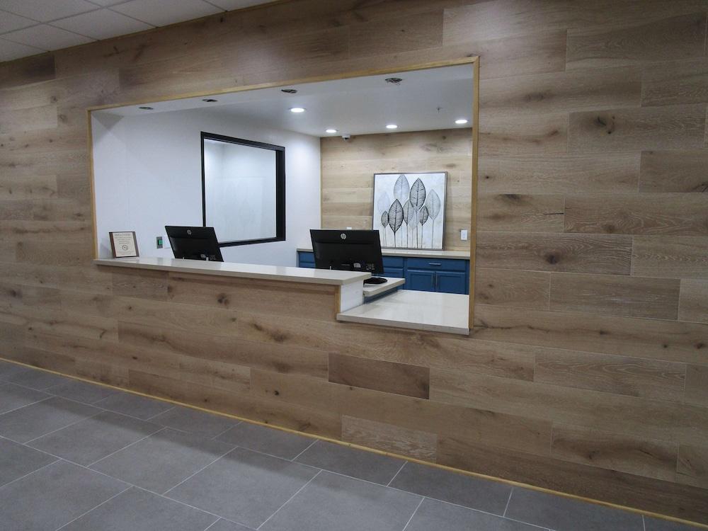 Country Inn & Suites By Radisson, New Orleans I-10 East, La ภายนอก รูปภาพ